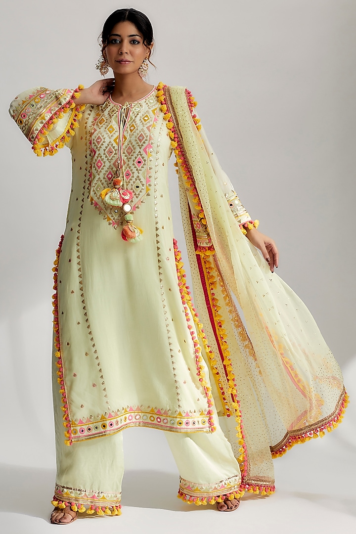 Mint Hand Embroidered Kurta Set by GOPI VAID at Pernia's Pop Up Shop