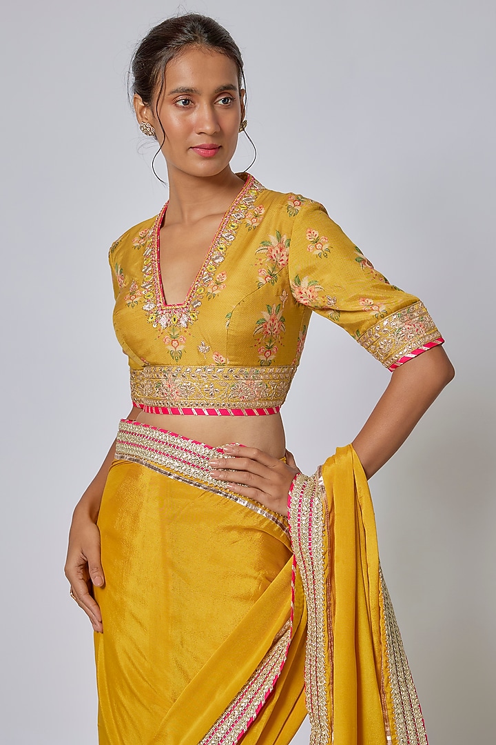 Yellow Chiffon Gold Embroidered Wedding Saree Set by GOPI VAID at Pernia's Pop Up Shop