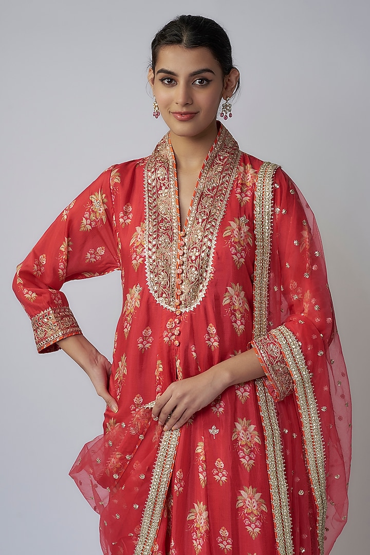 Red Cotton Silk Embroidered Kurta Set by GOPI VAID at Pernia's Pop Up Shop