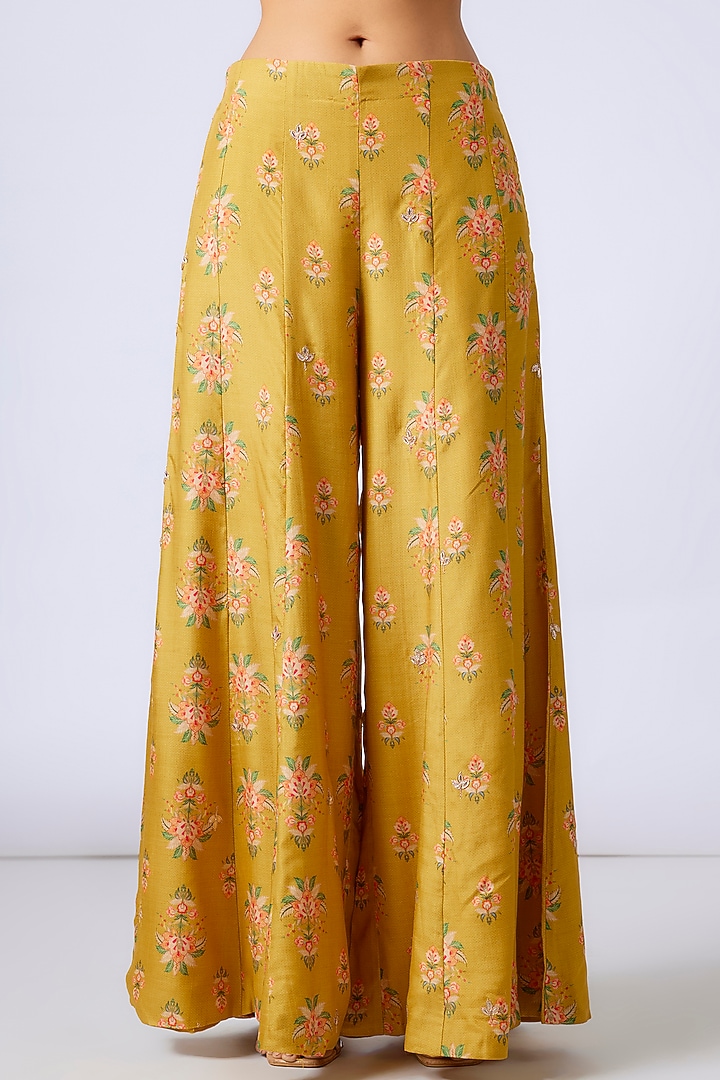 Yellow Cotton Silk Printed & Embroidered Cape Set by GOPI VAID at Pernia's Pop Up Shop