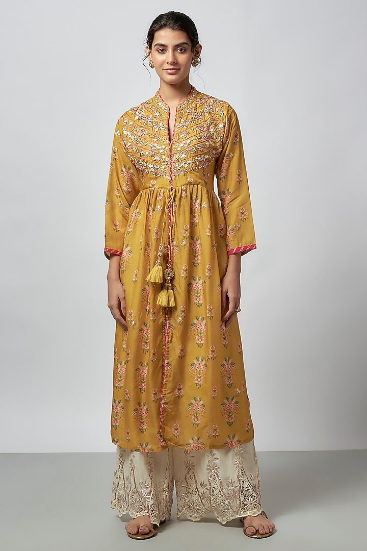 Yellow Cotton Silk Floral Printed Kurta Set by GOPI VAID at Pernia's Pop Up Shop