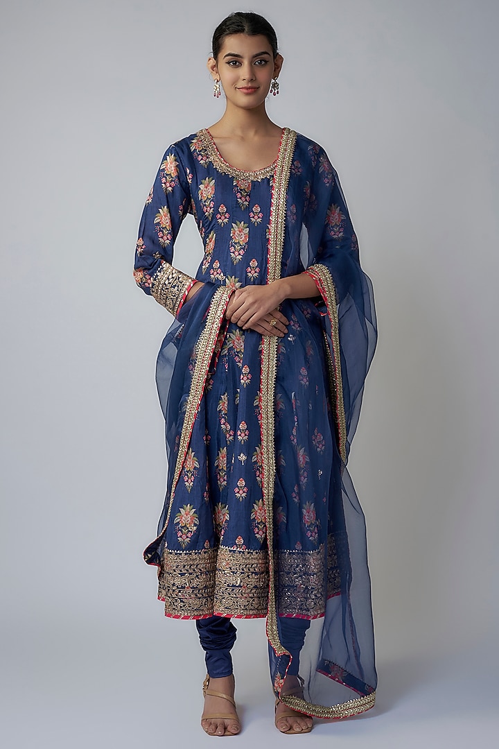 Blue Cotton Silk Embroidered Kurta Set by GOPI VAID at Pernia's Pop Up Shop