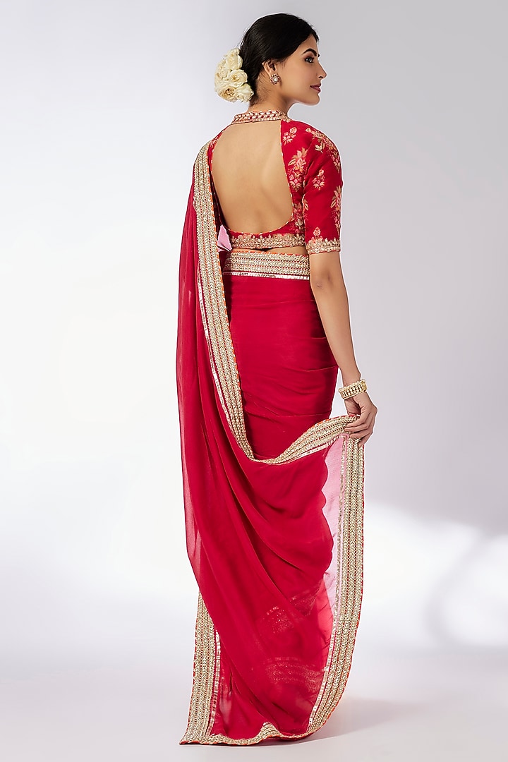 Red Chiffon Hand & Machine Embroidered Wedding Saree Set by GOPI VAID at Pernia's Pop Up Shop