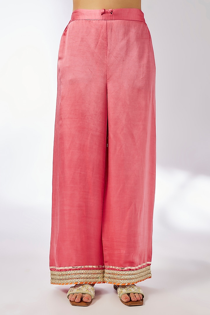 Pink Cotton Silk Hand & Machine Embroidered Kurta Set by GOPI VAID at Pernia's Pop Up Shop