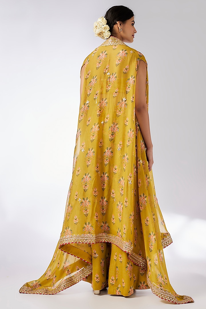 Mustard Organza Printed & Embroidered Cape Set by GOPI VAID at Pernia's Pop Up Shop