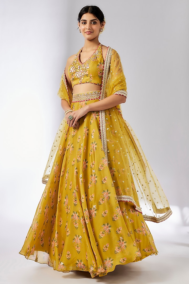 Mustard Yellow Organza Wedding Lehenga Set by GOPI VAID at Pernia's Pop Up Shop