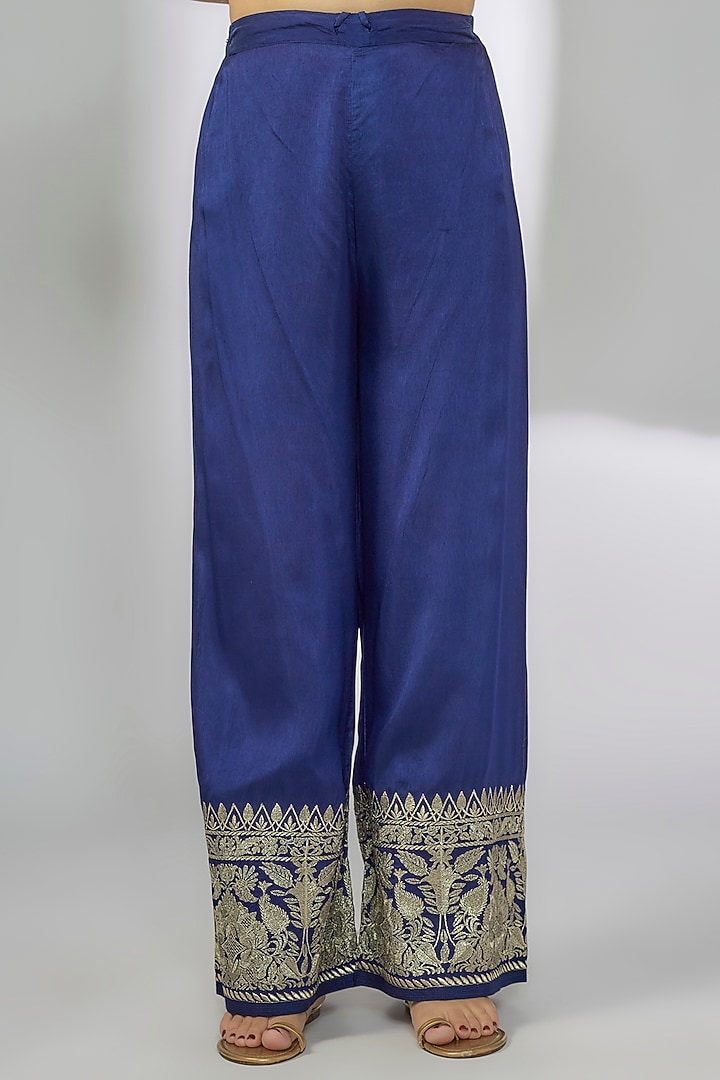 Blue Cotton Silk Embroidered Kurta Set by GOPI VAID at Pernia's Pop Up Shop
