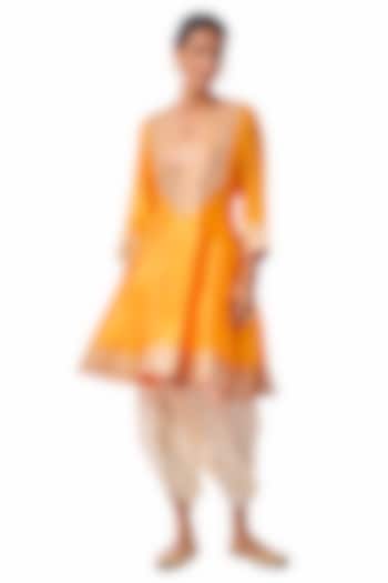 Yellow Georgette Embroidered A-Line Kurta Set by GOPI VAID at Pernia's Pop Up Shop