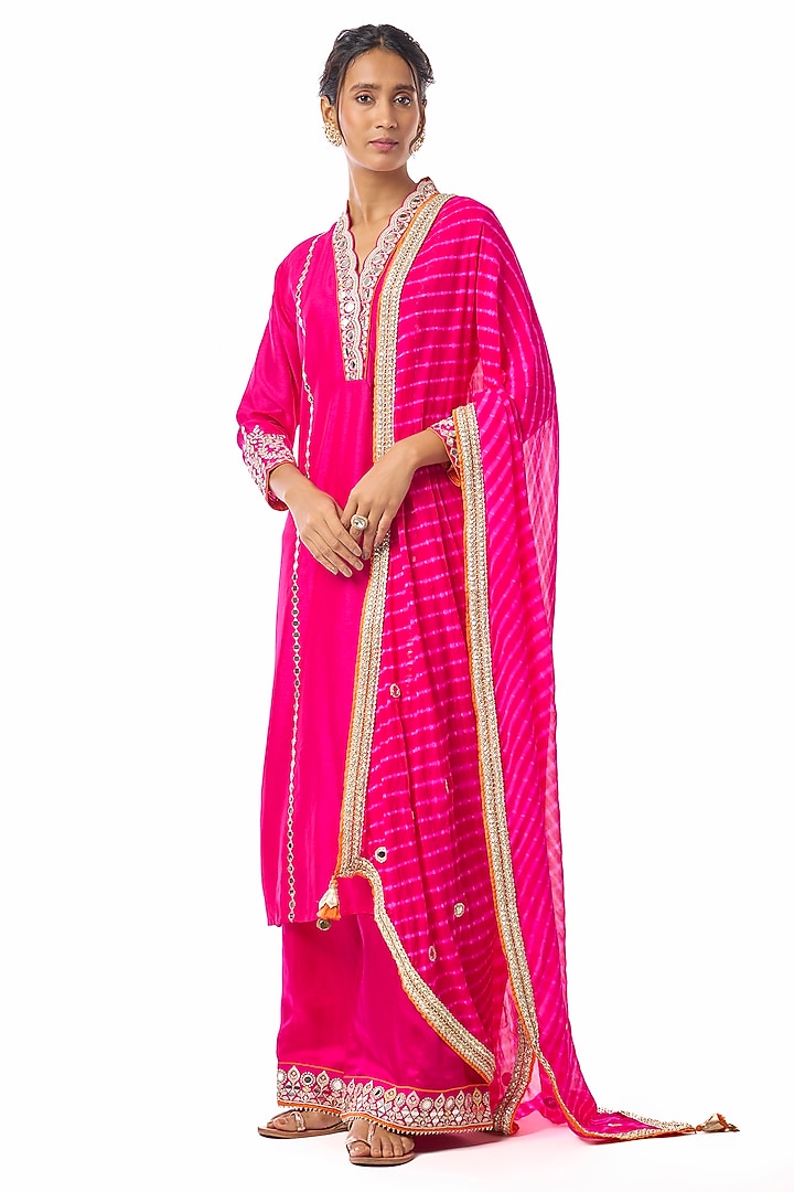 Pink Tussar Embroidered Kurta Set by GOPI VAID at Pernia's Pop Up Shop
