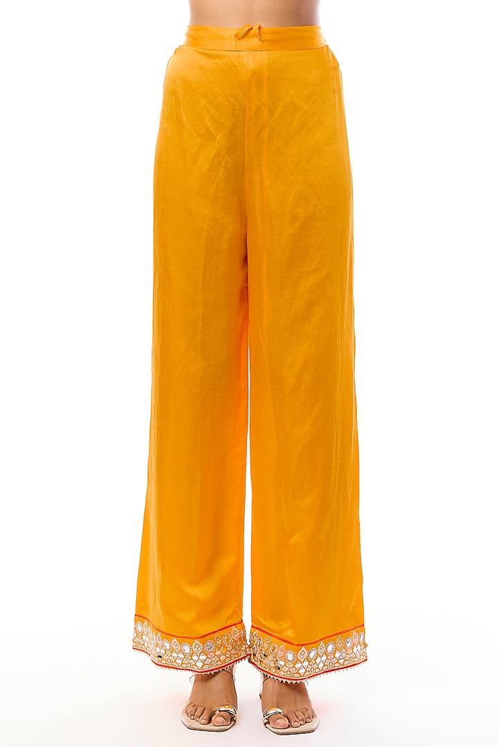Yellow Tussar Mirror Embroidered Kurta Set by GOPI VAID at Pernia's Pop Up Shop