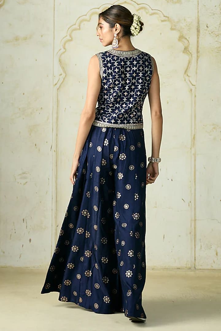 Navy Blue Tussar Embroidered Co-Ord Set by Gopi Vaid at Pernia's Pop Up Shop