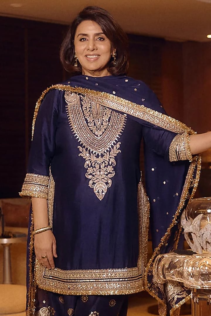 Blue Tussar Embroidered Straight Kurta Set by Gopi Vaid at Pernia's Pop Up Shop
