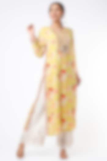 Yellow Floral Printed Tunic by GOPI VAID