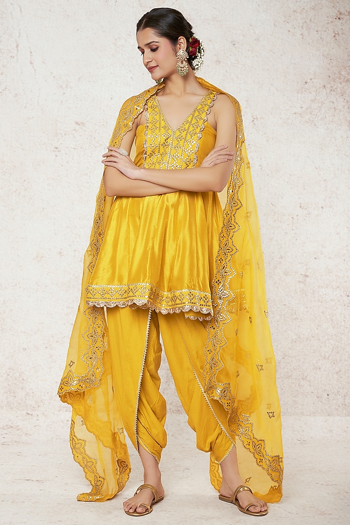 Mustard Tussar Silk Dhoti Set by GOPI VAID at Pernia's Pop Up Shop