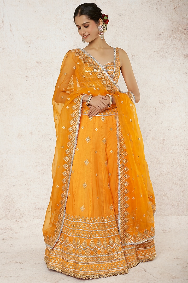 Orange Embroidered Wedding Lehenga Set by GOPI VAID at Pernia's Pop Up Shop