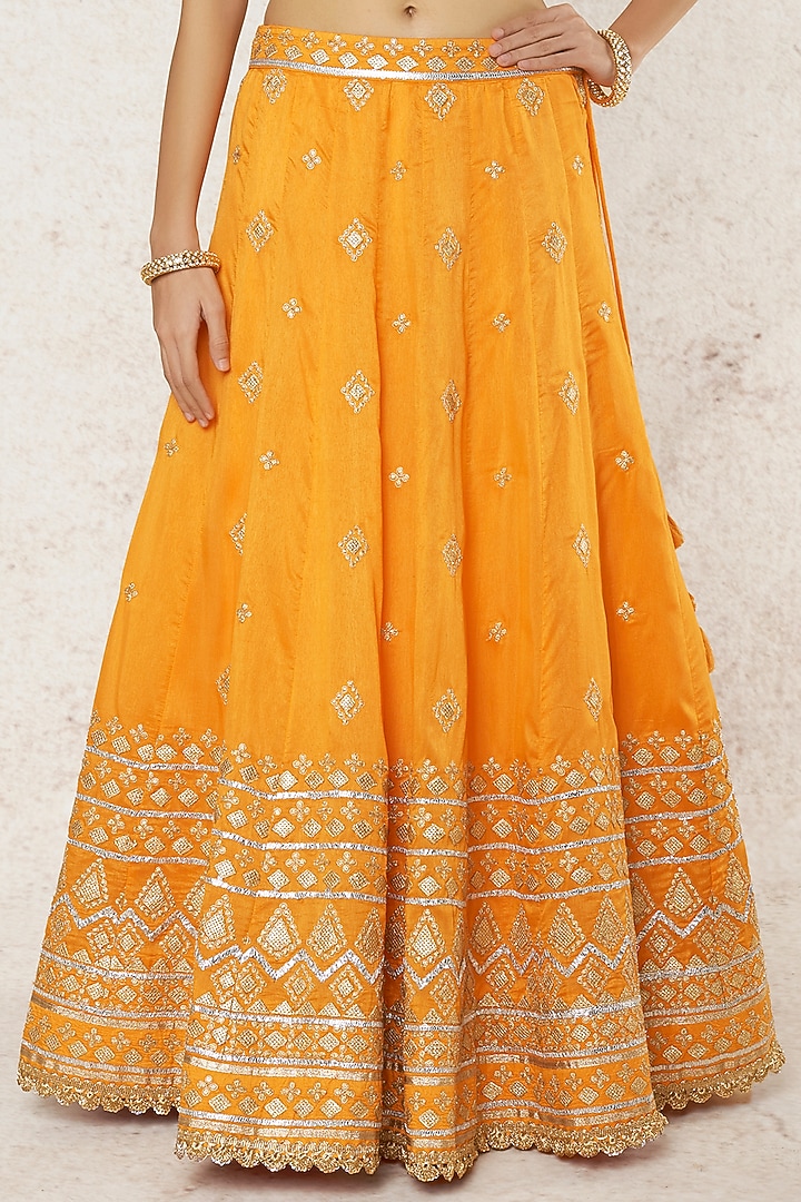 Orange Embroidered Wedding Lehenga Set by GOPI VAID at Pernia's Pop Up Shop