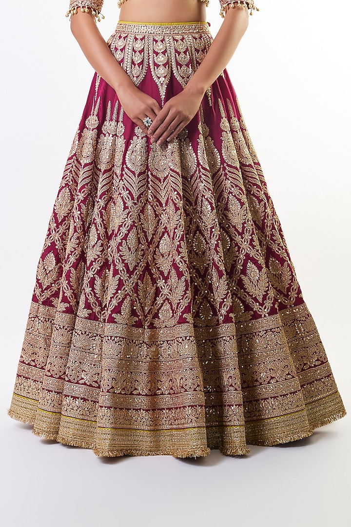 Red Tussar Embellished Bridal Lehenga Set by GOPI VAID at Pernia's Pop Up Shop