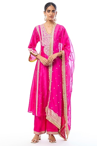 Pink Tussar Embroidered Straight Kurta Set by GOPI VAID
