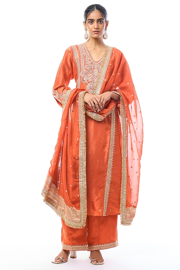 Orange Tussar Embroidered Straight Kurta Set by GOPI VAID at Pernia's Pop Up Shop