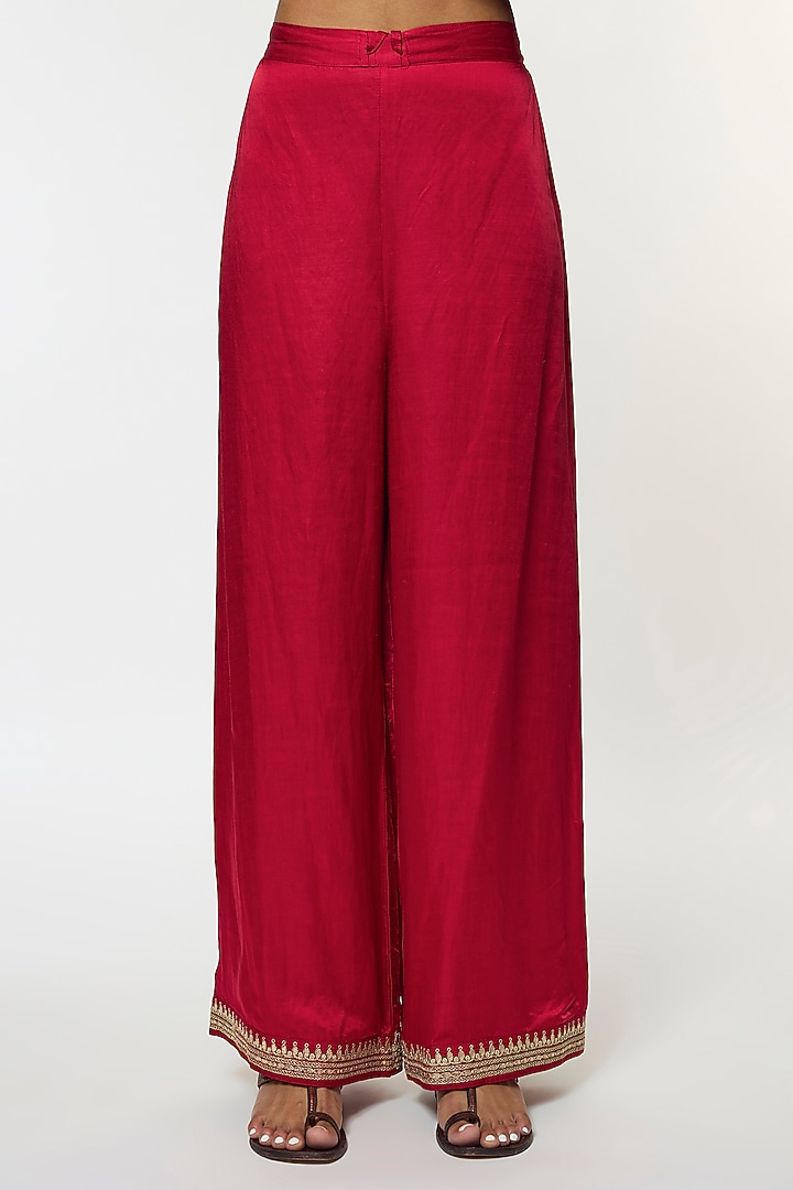 Red Tussar Thread Embroidered Straight-Cut Kurta Set by GOPI VAID at Pernia's Pop Up Shop