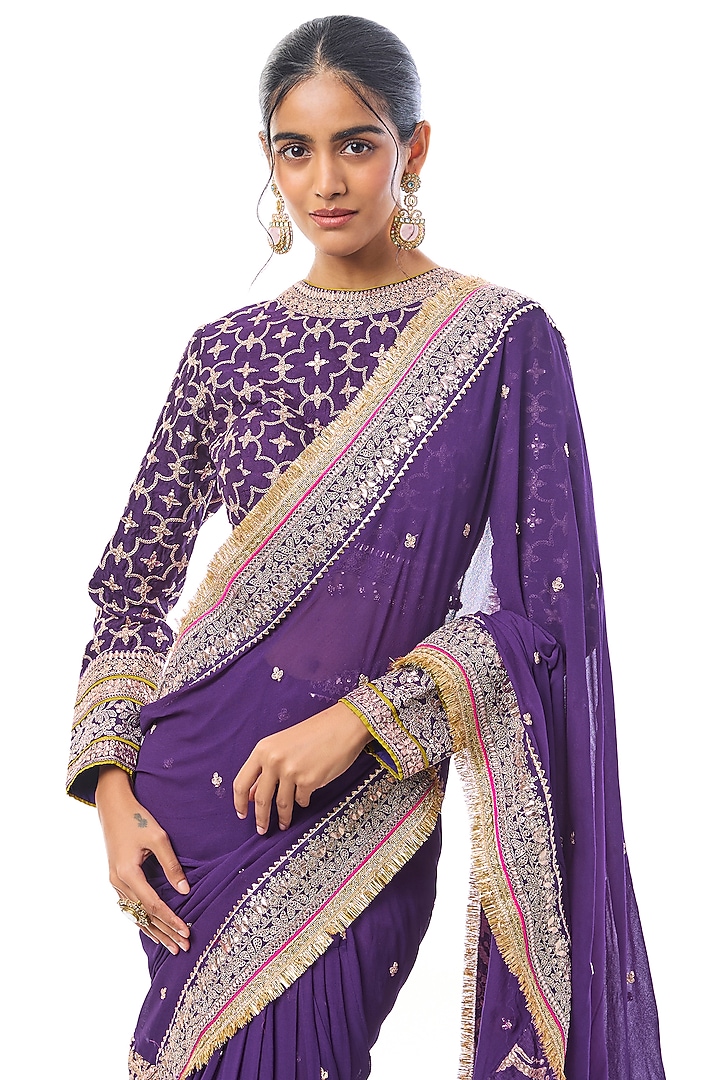 Purple Georgette Embroidered Reception Saree Set by GOPI VAID at Pernia's Pop Up Shop