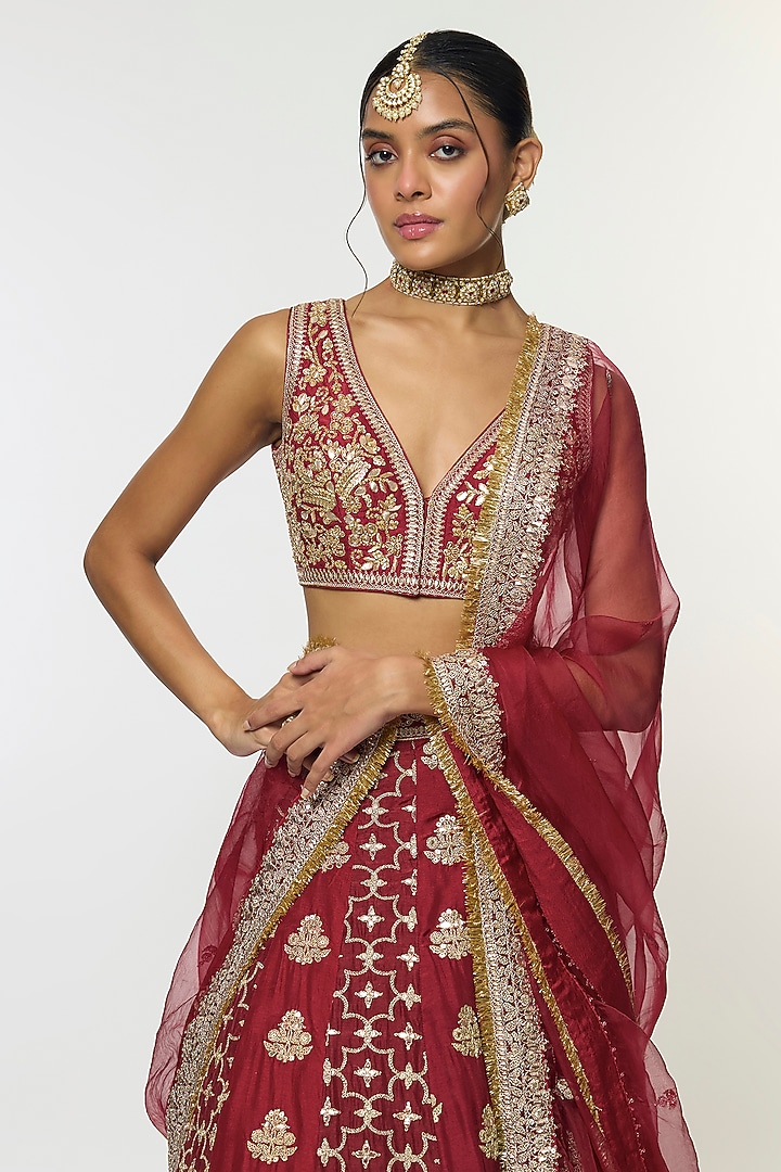 Red Tussar Ornate Motif Embroidered Flared Bridal Lehenga Set by GOPI VAID at Pernia's Pop Up Shop