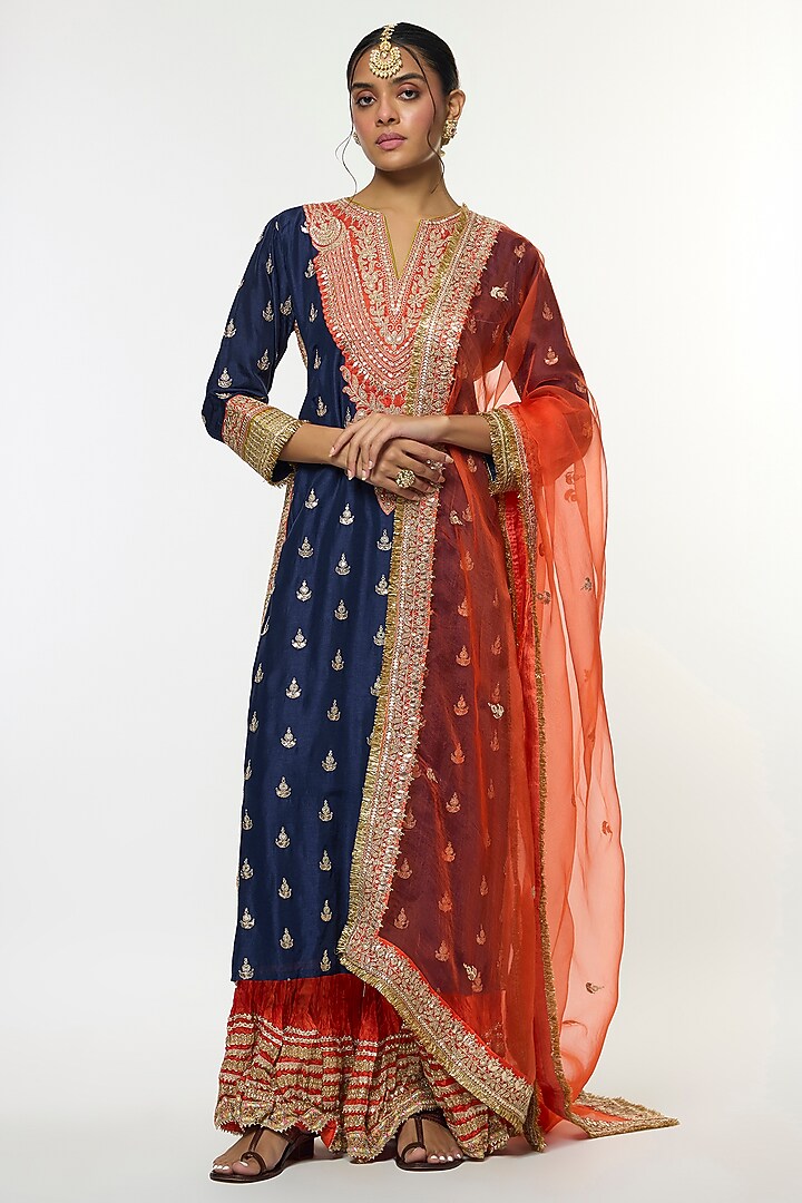 Blue Tussar Embroidered Straight Kurta Set by GOPI VAID at Pernia's Pop Up Shop