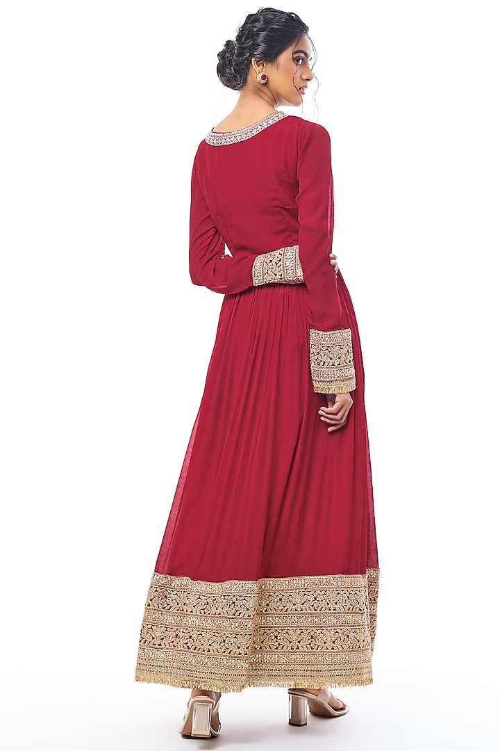Red Tussar Motif Embroidered Wedding Anarkali Set by GOPI VAID at Pernia's Pop Up Shop
