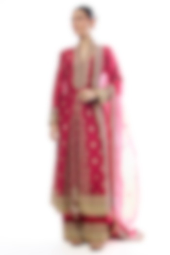 Red Tussar Embellished Wedding Anarkali Set by GOPI VAID at Pernia's Pop Up Shop