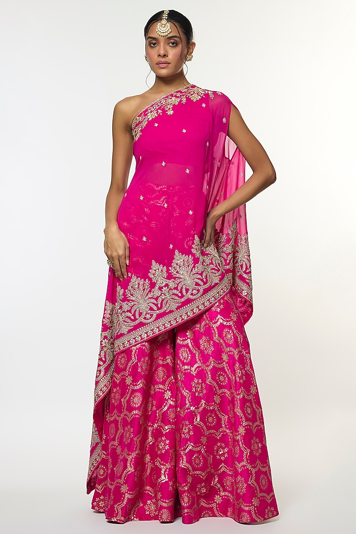 Pink Georgette Embroidered One-Shoulder Kurta Set by GOPI VAID at Pernia's Pop Up Shop
