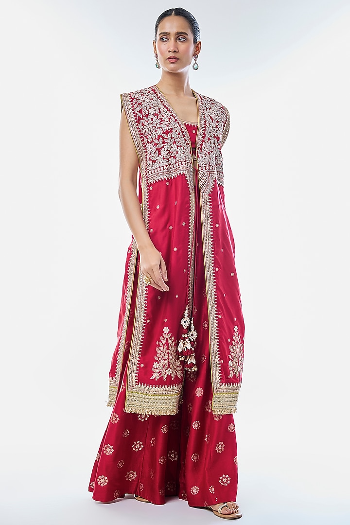 Red Tussar Embroidered Jacket-Style Kurta Set by GOPI VAID at Pernia's Pop Up Shop