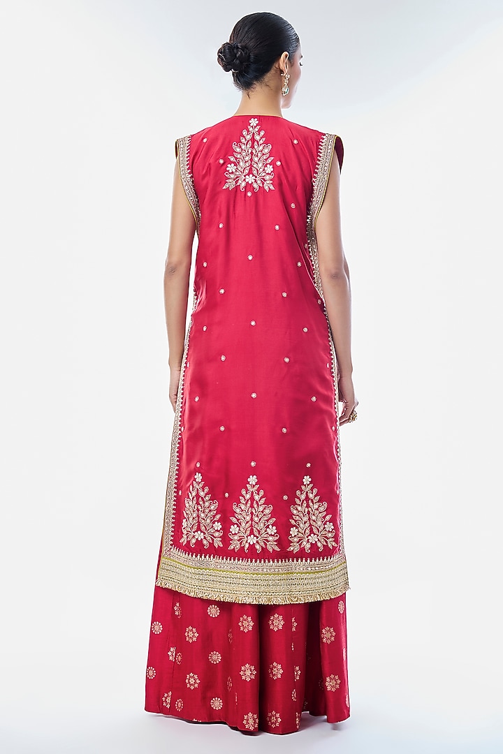 Red Tussar Embroidered Jacket-Style Kurta Set by GOPI VAID at Pernia's Pop Up Shop