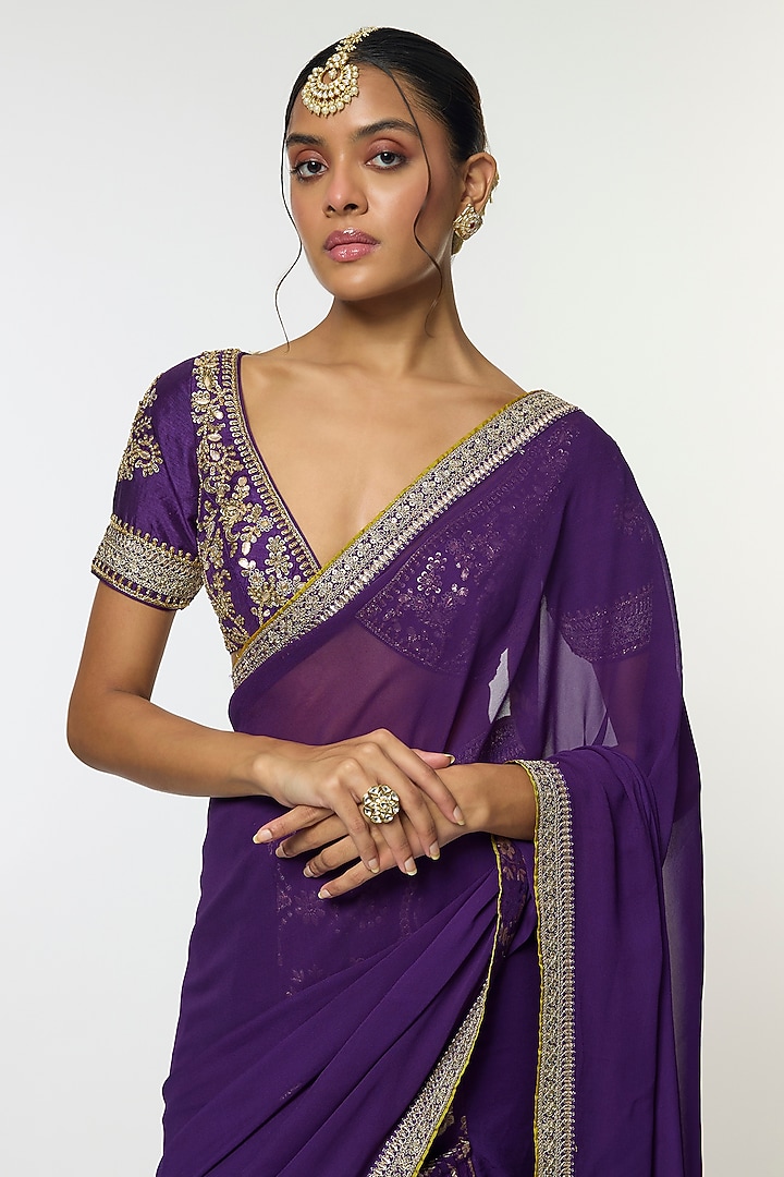 Purple Georgette & Tussar Embroidered Reception Saree Set by GOPI VAID at Pernia's Pop Up Shop