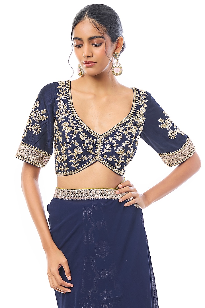 Blue Tussar & Georgette Embroidered Reception Saree Set by GOPI VAID at Pernia's Pop Up Shop