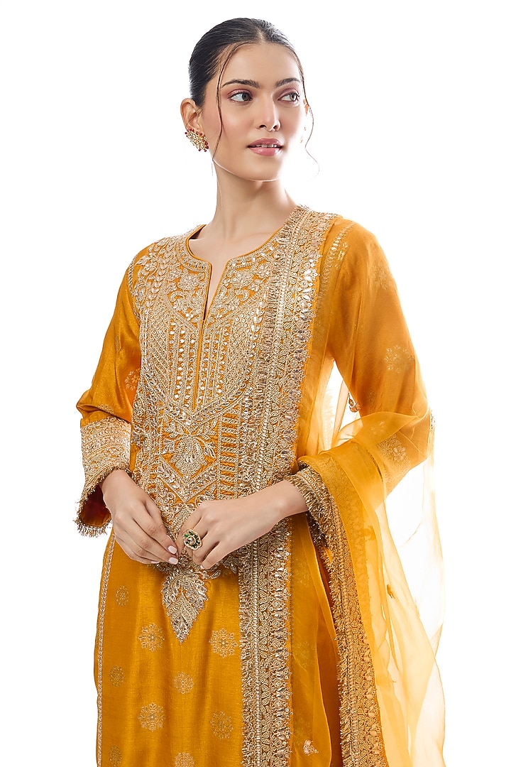 Yellow Tussar Motif Embroidered Kurta Set by GOPI VAID at Pernia's Pop Up Shop