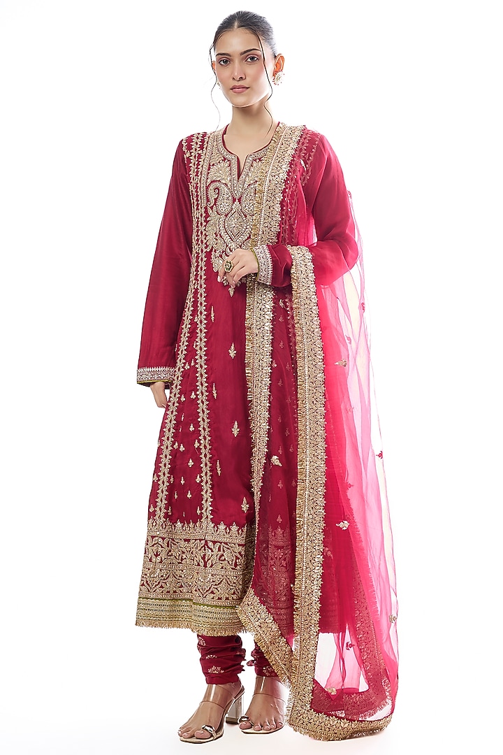 Red Tussar Embroidered Wedding Anarkali Set by GOPI VAID at Pernia's Pop Up Shop
