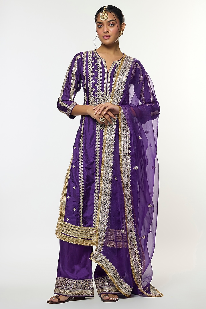 Purple Tussar Embellished Straight-Cut Kurta Set by GOPI VAID at Pernia's Pop Up Shop