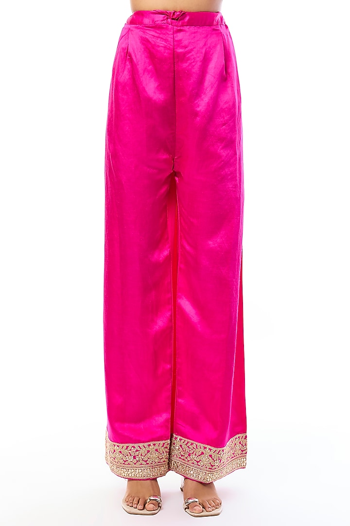 Rani Pink Tussar Embellished Straight Kurta Set by GOPI VAID at Pernia's Pop Up Shop