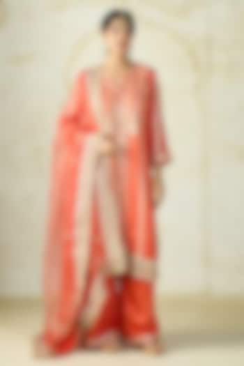 Orange Tussar Embroidered Straight Kurta Set by GOPI VAID at Pernia's Pop Up Shop