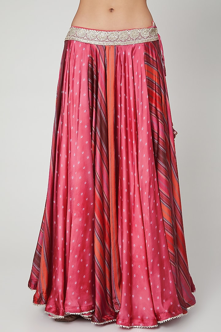 Red Embroidered Wedding Lehenga Set by GOPI VAID at Pernia's Pop Up Shop