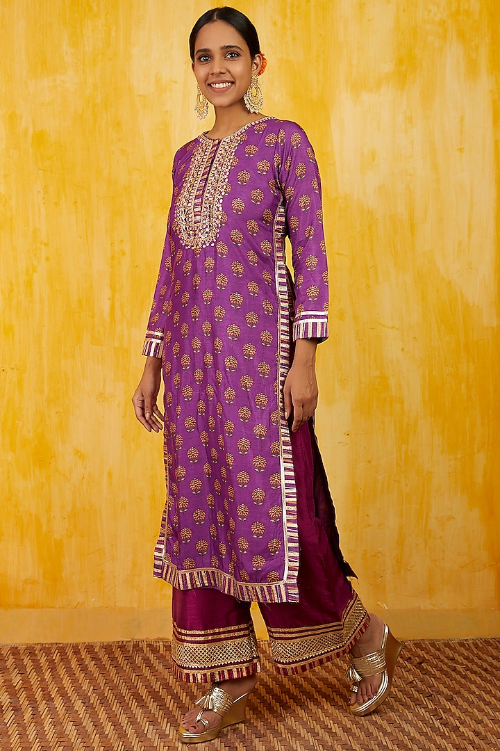 Purple Gota Embellished Kurta Set by GOPI VAID at Pernia's Pop Up Shop