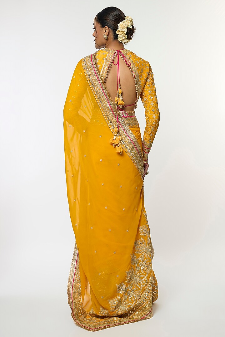 Yellow Georgette Embroidered Pleated Reception Saree Set by GOPI VAID at Pernia's Pop Up Shop