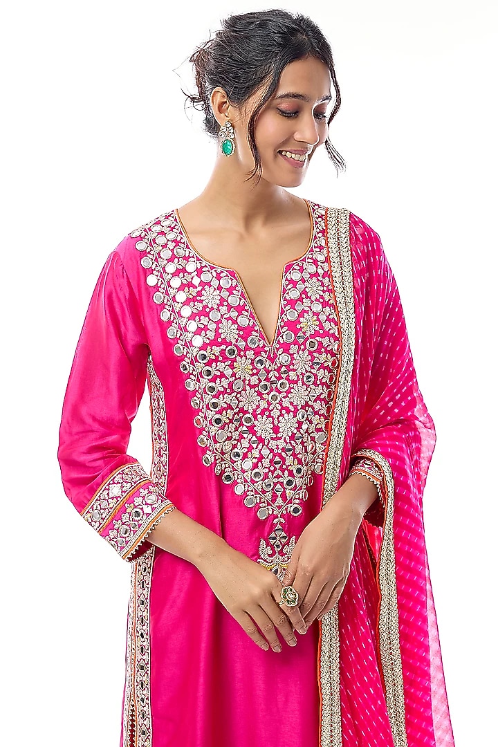 Pink Raw Silk Embroidered Kurta Set by GOPI VAID at Pernia's Pop Up Shop