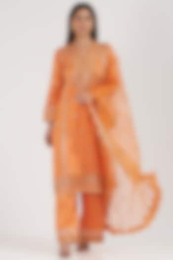 Orange Embroidered Kurta Set by GOPI VAID at Pernia's Pop Up Shop