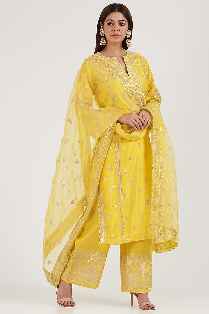 Yellow Embroidered Kurta Set by GOPI VAID