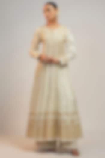 White Tussar Hand & Machine Embroidered Bridal Anarkali Set by GOPI VAID at Pernia's Pop Up Shop