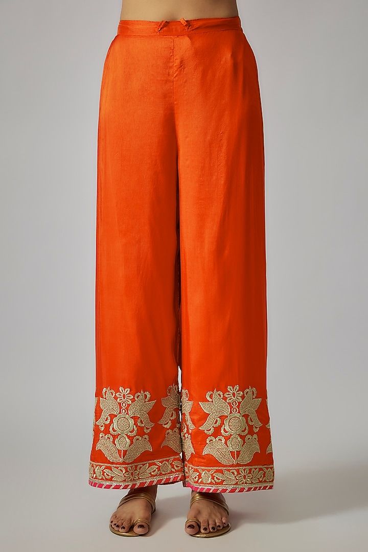Orange Tussar Leaf Motif Embroidered Kurta Set by Gopi Vaid at Pernia's Pop Up Shop