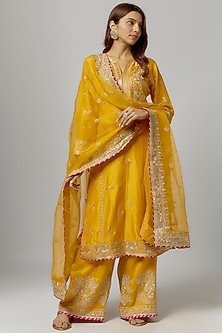 product-color-Yellow