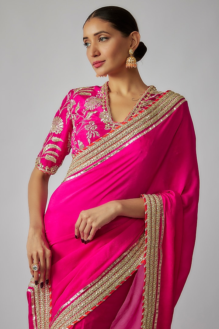 Pink Chiffon Gold Embroidered Wedding Saree Set by Gopi Vaid at Pernia's Pop Up Shop