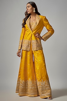 product-color-Yellow